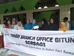 Ketua IWABRI Branch Office Bitung Ny. Denny Setiawan Pimpin Ramadhan Berbagi